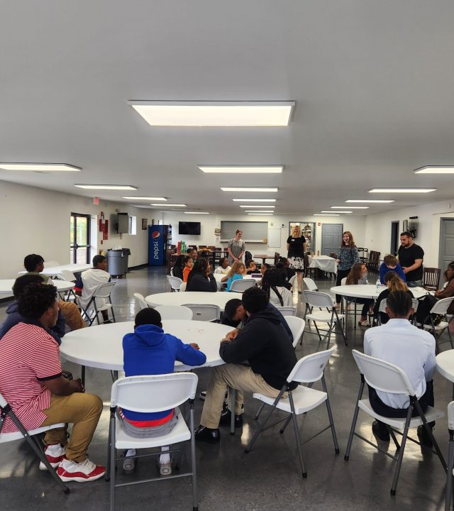 02 group coaching round tables